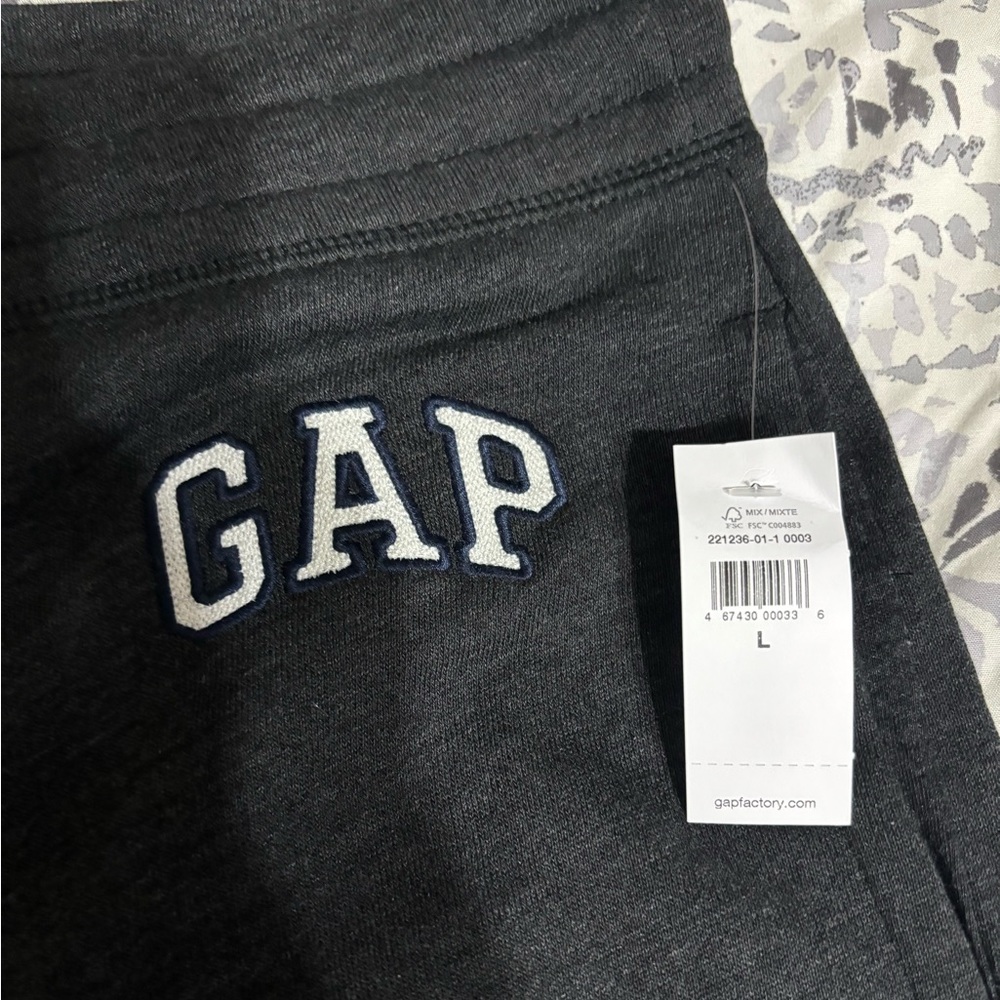 Gap logo fleece joggers - Picture 2 of 2